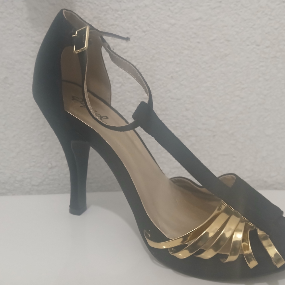 Qupid Black and Gold Strappy Heels